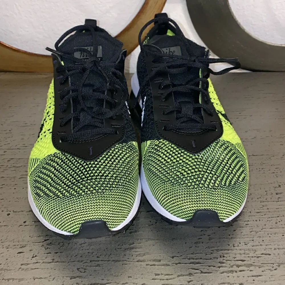 New Nike Air Max Flyknit Racer - Women